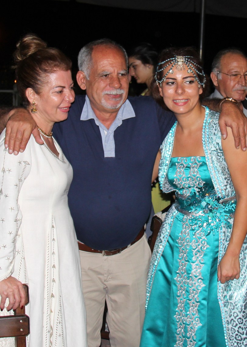 Eda with her parents