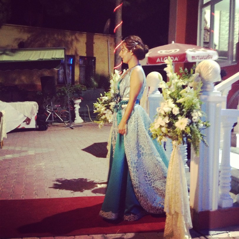 Eda's appearance at her henna night