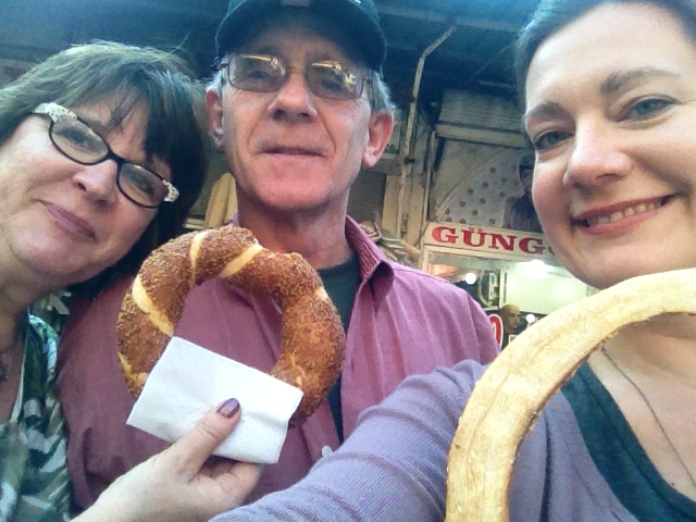 Getting simit in Hatay